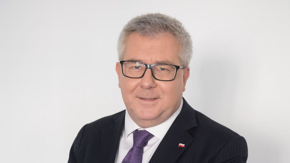 Ryszard Czarnecki zapytany o czeską polityk. "Jaka jest? Brunetka"