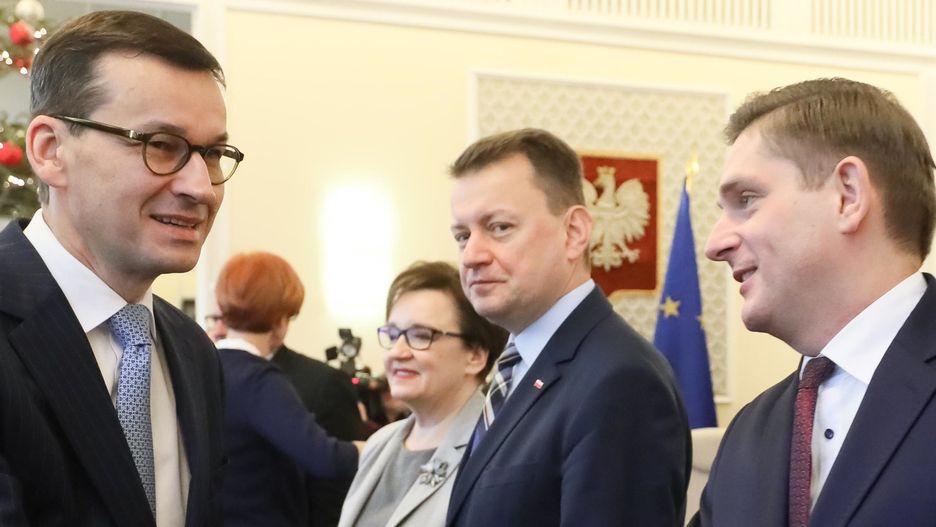 Premier Mateusz Morawiecki i Bartosz Kownacki