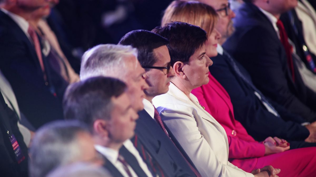 Najważniejsi politycy opcji rządzącej na tydzień przed wyborami złożyli nowe obietnice