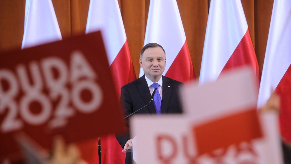 Koronawirus w Polsce. Strach przed epidemią może zamieszać w wynikach głosowania.