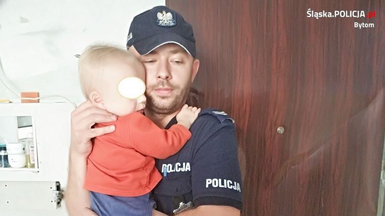 Chłopiec trafił do szpitala, a jego starszy brat do domu dziecka