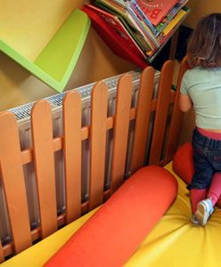 Przedszkolanka przed sądem za poparzenie 3,5 latki. Ruszył proces we Wrocławiu