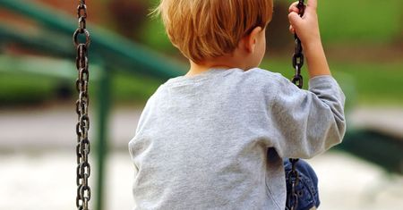 Przez ponad rok katował 3,5-letniego synka swojej partnerki. 21-latek aresztowany