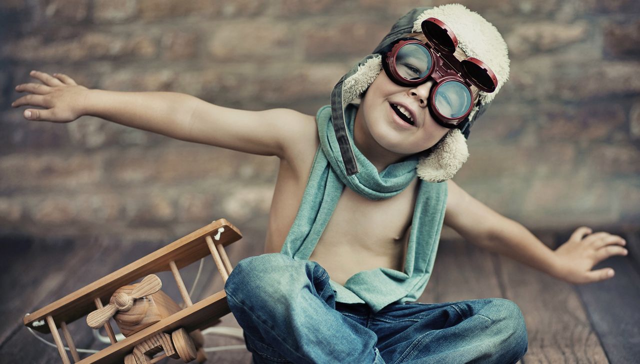 Szczęśliwe dzieciństwo w Polsce. Ale nie wszystko na medal