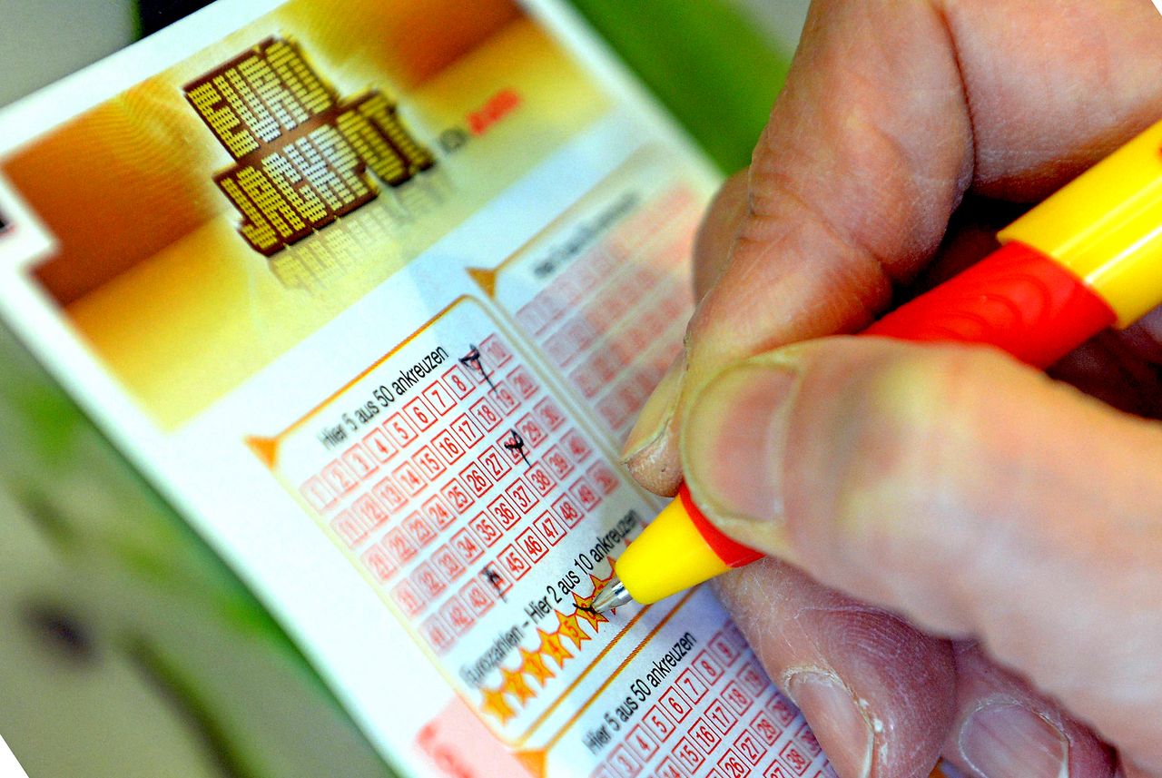 Pula EuroJackpot rośnie. 130 milionów złotych do zgarnięcia