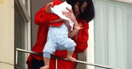 Blanket Jackson, syn Michaela Jacksona, skończył 18 lat. Jest podobny do taty?