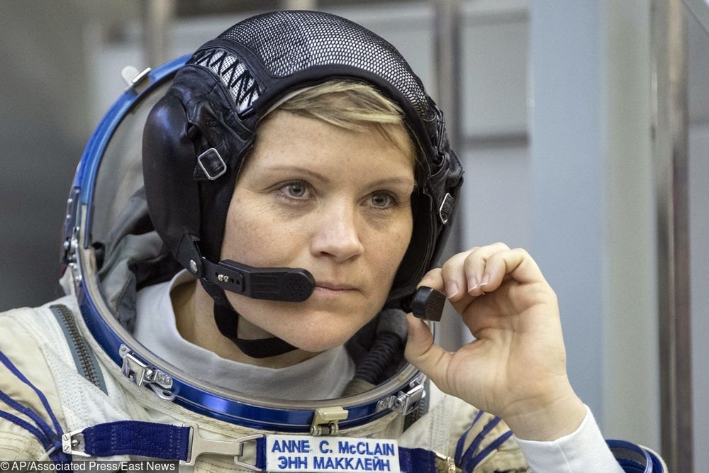 Pierwszy kosmiczny spacer kobiet odwołany. NASA nie ma skafandrów