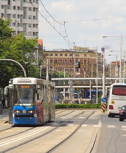 Wrocław. Wypadek na placu Jana Pawła II. Kobieta wpadła pod tramwaj