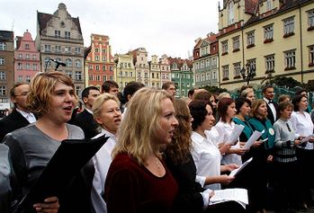 Ponad 200 wrocławian odśpiewało "Gaudeamus igitur"