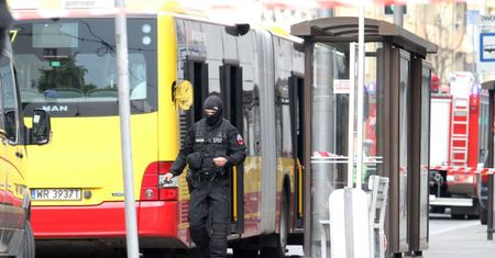 Wrocławskie MPK zmienia zdanie. Kierowcy jednak nie będą musieli rozwozić paczek