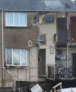 Huragan Ciara sieje zniszczenie. Spowodował osunięcie się ściany pensjonatu w Hawick