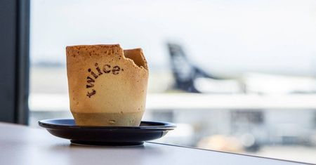 Jadalne filiżanki do kawy. Air New Zealand ma dla pasażerów apetyczną i ekologiczną nowość