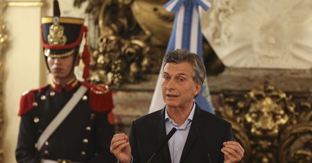 "Czarny poniedziałek" w Argentynie. Największe spadki od 18 lat