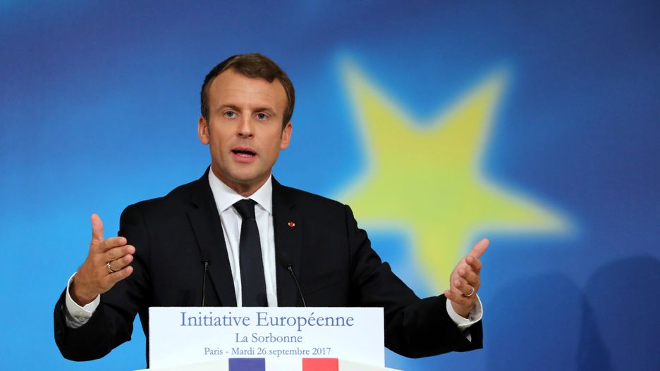 Macron nakreślił swoją wizję wzmocnienia i odbudowy integracji europejskiej.