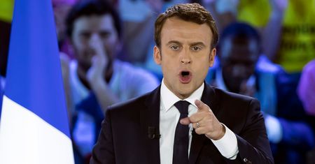 Ekspertka: Macron traci sympatię ludzi
