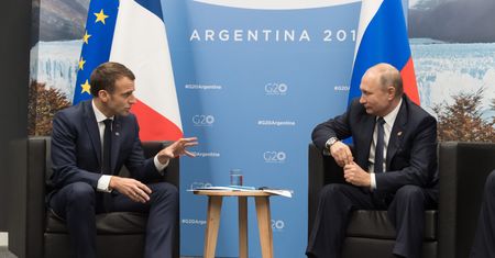 Merkel i Macron rozmawiali z Putinem. Nalegali, by uwolnił ukraińskich marynarzy