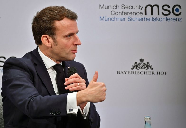 Emmanuel Macron otwiera drzwi dwóm nowym krajom do wstąpienia do UE.