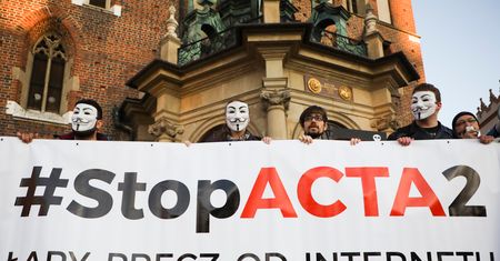 Google odpowiada Jakubowi Bierzyńskiemu: "Przedstawia hipotezy jako fakty" [OPINIA]