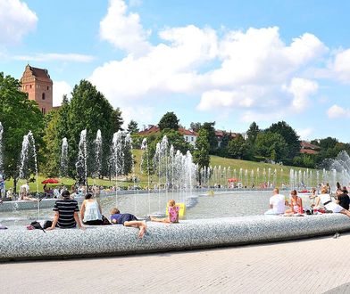 W majówkę wracają słynne stołeczne fontanny. Tym razem „Książę Niedźwiedź”