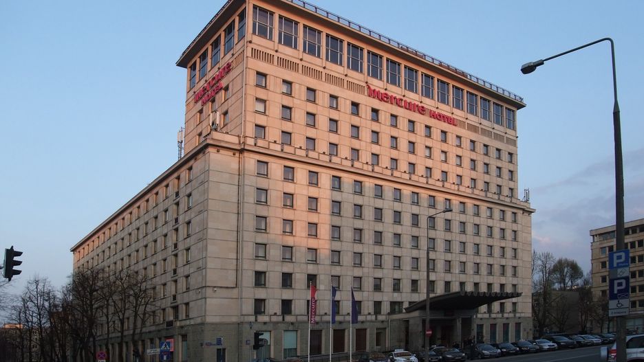 Każdy pokój w Mercure Warszawa Grand ma prywatną łazienkę