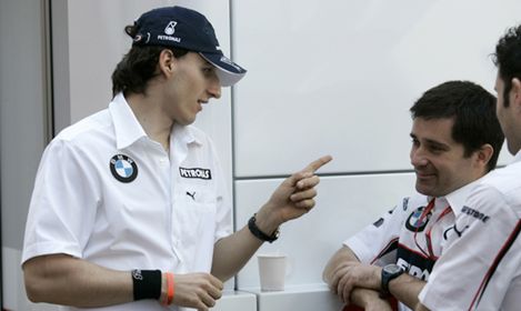 Kubica: ludzie widzą tylko kierowcę