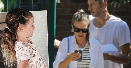 Anna Lewandowska pokazała zdjęcia córeczek z pierwszego dnia szkoły w Hiszpanii. Klara i Laura nie przeszły niezauważone. Ależ piękne stylizacje!