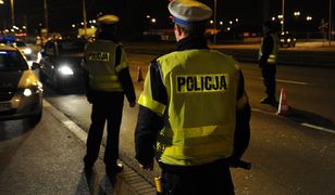 Podczas kontroli drogowej udawał, że śpi. Chciał coś ukryć