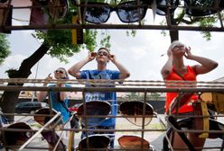 Jak wybrać okulary przeciwsłoneczne? Te z bazaru mogą ci zaszkodzić