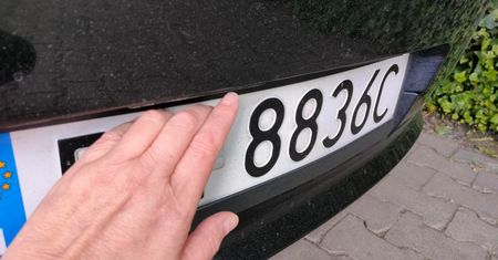 Będą nowe tablice rejestracyjne z literami XD, VW, czy PY na początku