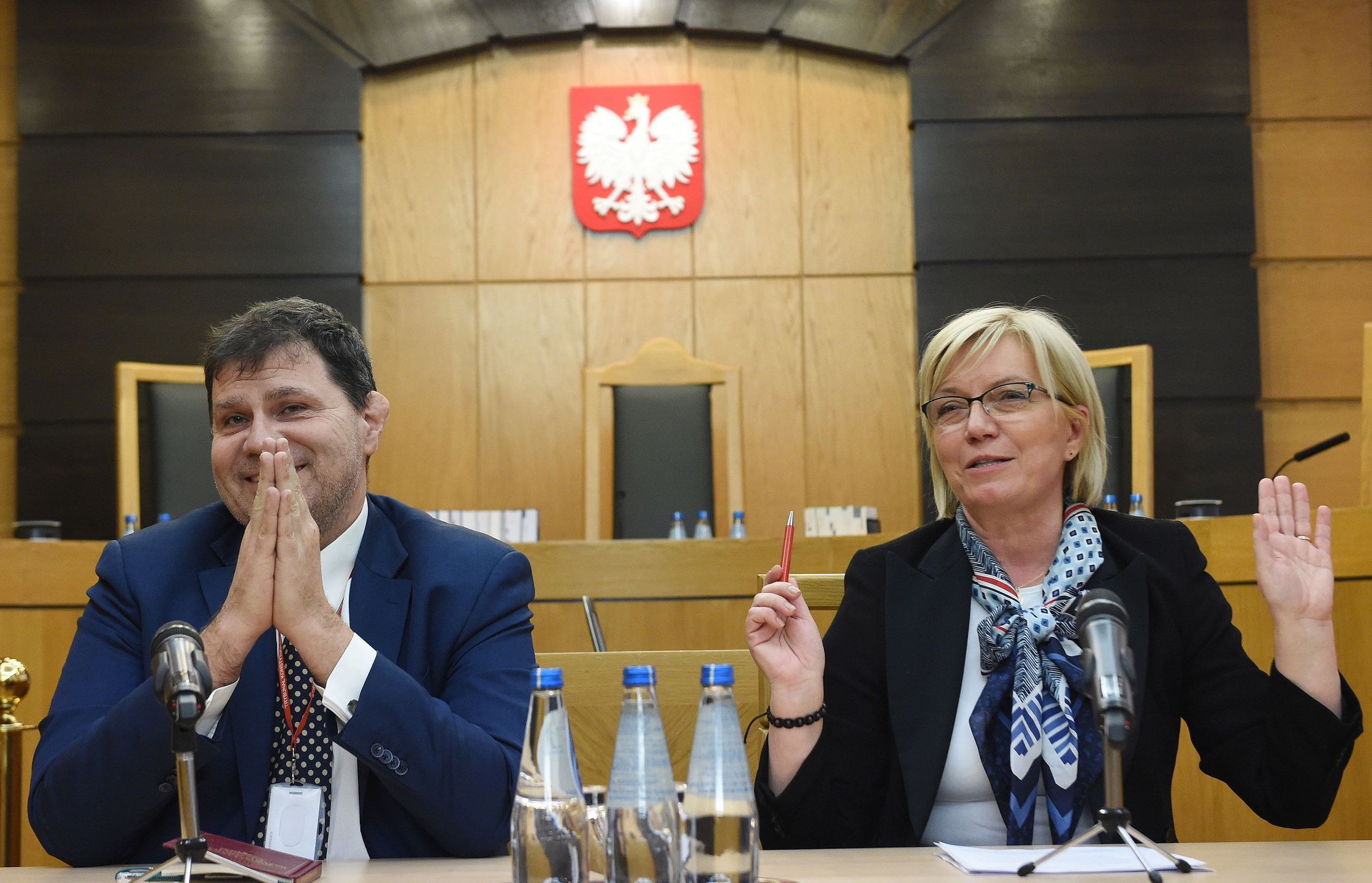 Sędzia-dubler Mariusz Muszyński i prezes TK Julia Przyłębska.