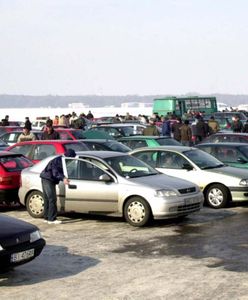 Które kompakty tanieją najwolniej?