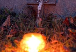 Pierwsze kwiaty na polskich mogiłach