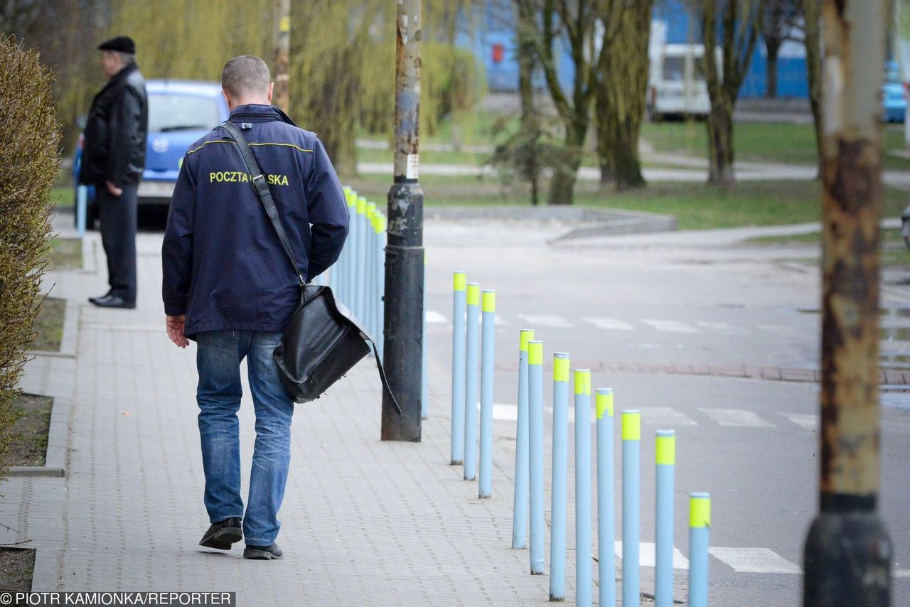 Uważaj listonoszu, co piszesz w sieci. Poczta Polska ostrzega pracowników 