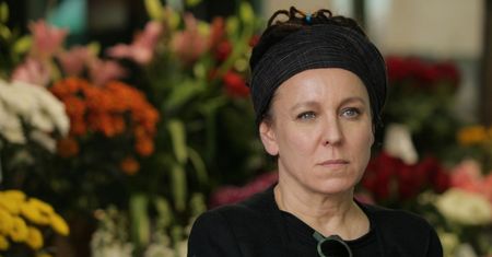 Olga Tokarczuk w obronie sędziów: "Wiemy, w jakiej opresji żyjecie"