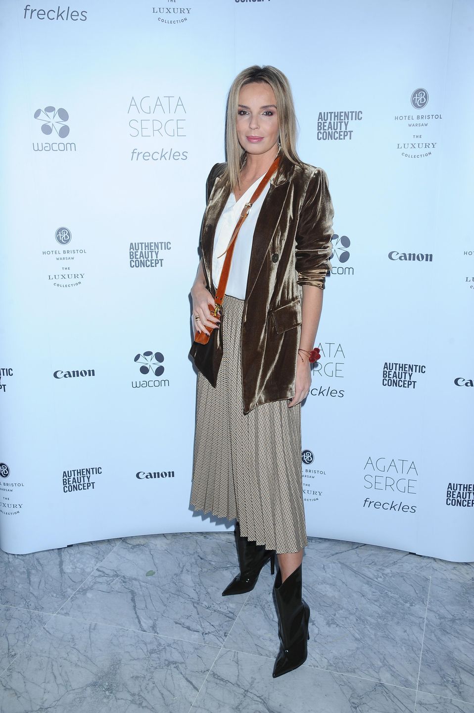 Agnieszka Włodarczyk w jesiennej stylizacji 