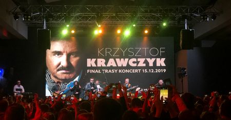 "Dziadek przyjechał!". Byliśmy na jubileuszowym koncercie Krzysztofa Krawczyka