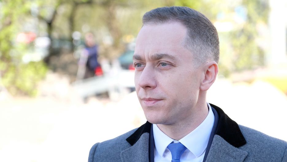 Cezary Tomczyk wygrał proces z hejterem, który groził mu śmiercią