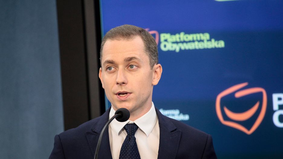 Tomczyk powiedział, że szef SKW przekroczył swoje uprawnienia.