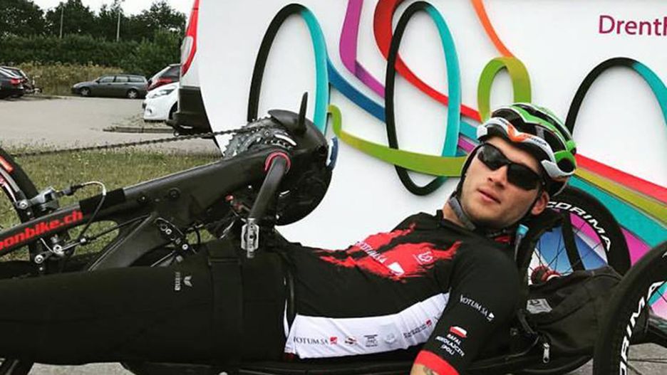 Rafał Mikołajczyk jest zdobywcą pucharu świata i pięciokrotnym mistrzem Polski w kolarstwie ręcznym