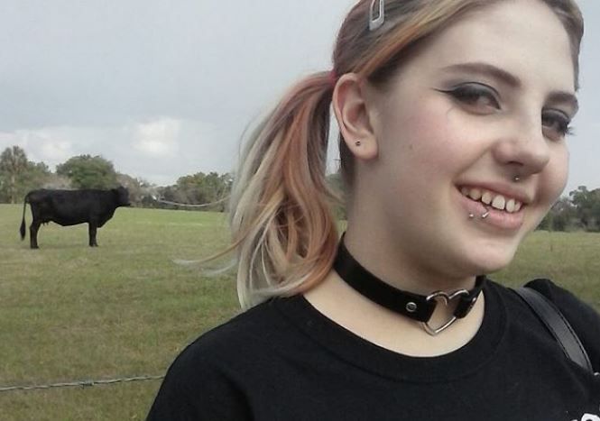 Hejterzy zniszczyli jej życie. Dramat 17-latki