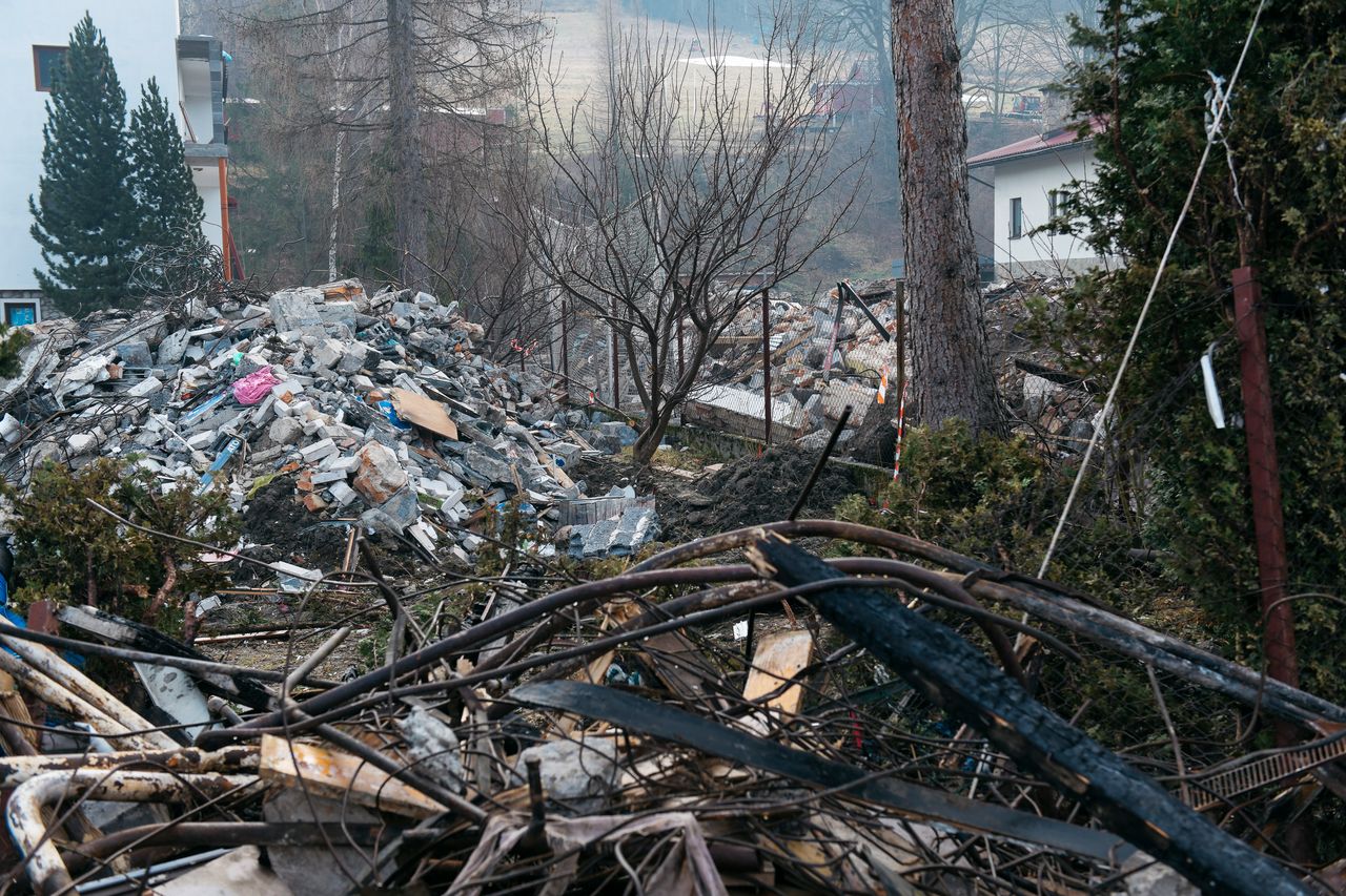 Szczyrk. Areszt dla podejrzanych ws. wybuchu gazu. Prokuratura nie wyklucza: zarzuty mogą usłyszeć kolejne osoby