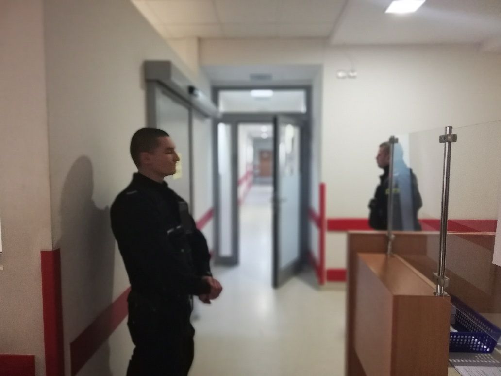 Policja w szpitalu, w którym operowano Pawła Adamowicza 