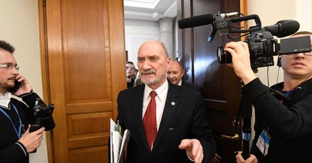 Macierewicz o nowych ustaleniach ws. Smoleńska. Nagrania mogły być sfałszowane