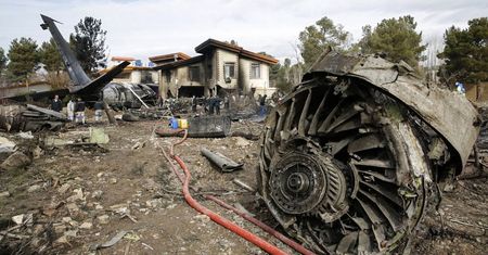 Iran: Samolot rozbił się na lotnisku koło Teheranu