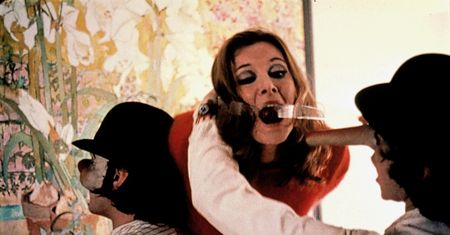 Stanley Kubrick zgodził się na cenzurę. "Mechaniczna pomarańcza" wywołała prawdziwą burzę