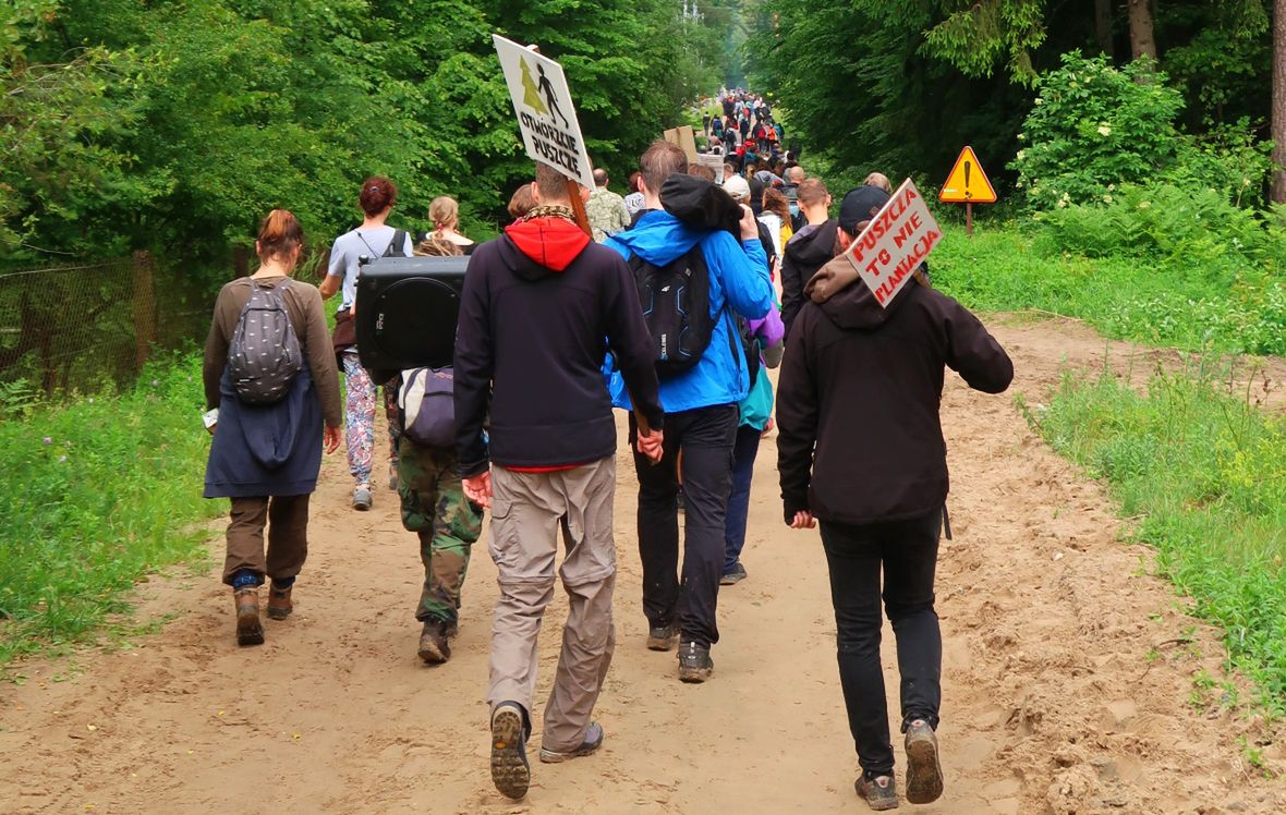 Leśnicy wycenili blokadę wycinek w Puszczy. Wzywają protestujących do płacenia