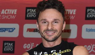 Qczaj konkuruje z Luisem Fonsi. Śpiewa własną wersję "Despacito"