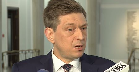 Po Polsce będą jeździć billboardy z politykami PiS. To "konwój wstydu"