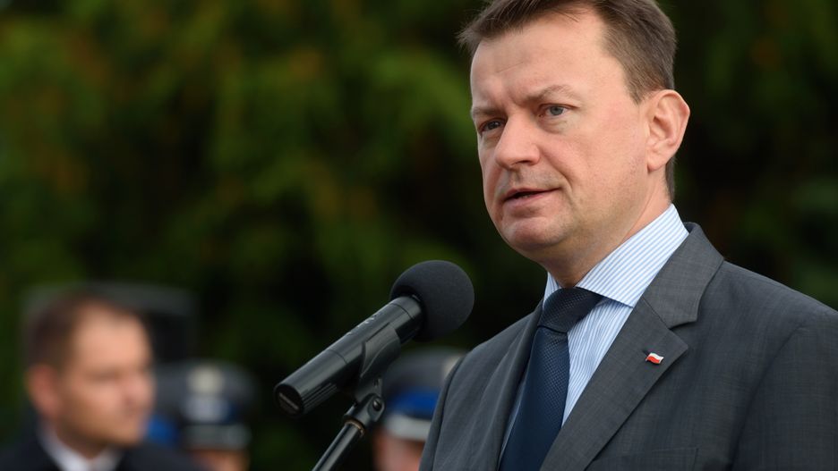Mariusz Błaszczak liczy na wyjaśnienie sprawy policjantów