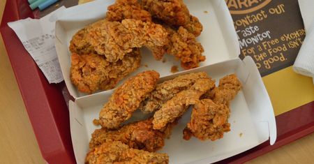 Uwielbiasz kurczaka z KFC? Jamie Oliver pokazuje, jak przyrządzić go samemu
